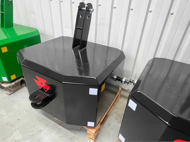 2026 massey-ferguson / case frontgewichten 600kg (2x) - afbeelding 7 van  7