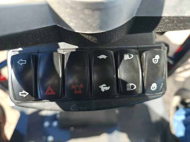 2026 minishovel - w25 advanced met kubota 4 cil en rexroth hydrauliek - afbeelding 9 van  28