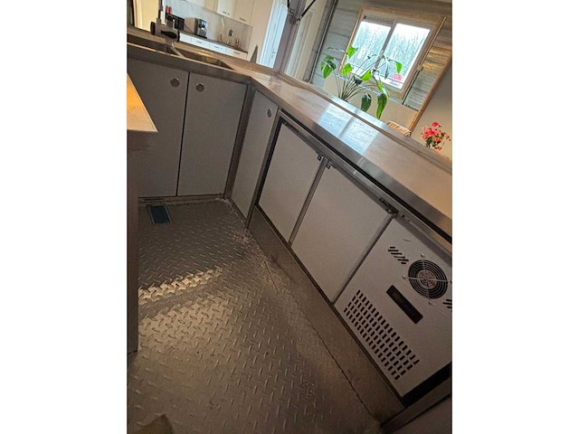 2026 mobiele foodtruck - afbeelding 13 van  21