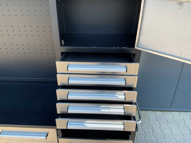 2026 rcw - rvs werkbank hoog 40 lade en 2 deuren - afbeelding 20 van  23