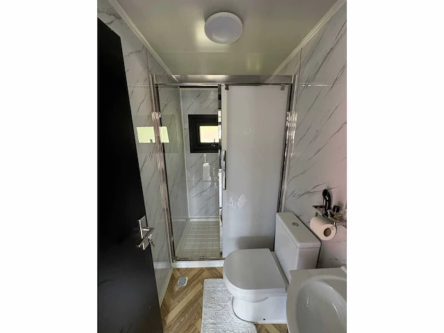 2026 rhino houses 36,5 m2 mobiele woonunit / tiny house op trailer compleet - afbeelding 94 van  105