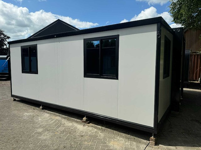 2026 rhino houses 36,5 m2 wit 2 slaapkamers, badkamer en keuken mobiele woonunit / tiny house met luifel / balkon - afbeelding 5 van  74