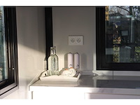 2026 rhino houses 36,5 m2 zwart 2 slaapkamers, badkamer en keuken mobiele woonunit / tiny house met luifel / balkon - afbeelding 23 van  49