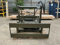 2026 r&r romastor r-2500 v1 hydraulisch 360° roterend vorkenbord - afbeelding 13 van  15