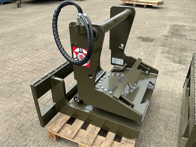 2026 r&r romastor r-2500 v1 hydraulisch 360° roterend vorkenbord - afbeelding 1 van  10
