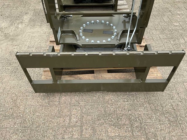 2026 r&r romastor r-2500 v1 hydraulisch 360° roterend vorkenbord - afbeelding 4 van  15