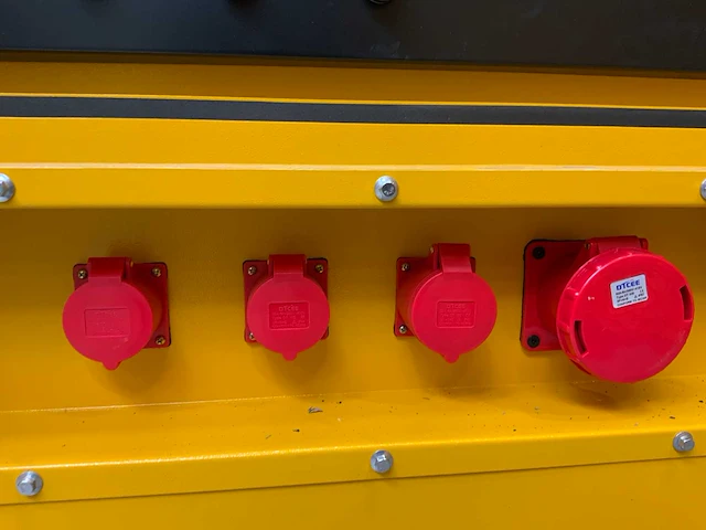 2026 rte dgn125 125 kva noodstroomaggregaat - afbeelding 4 van  24