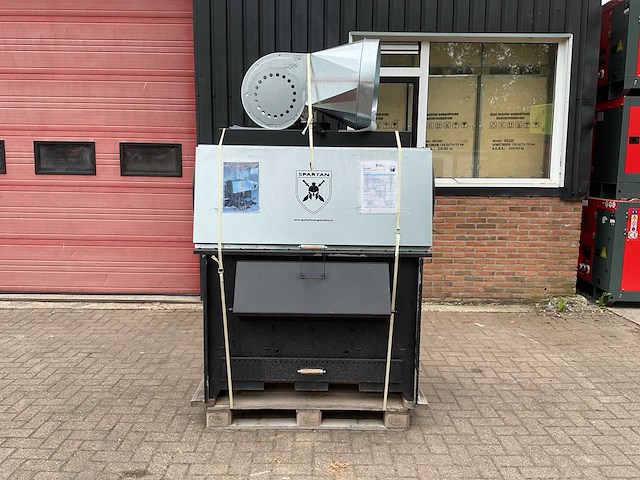 2026 spartan shs-100w industriële houtkachel met blower - afbeelding 1 van  16