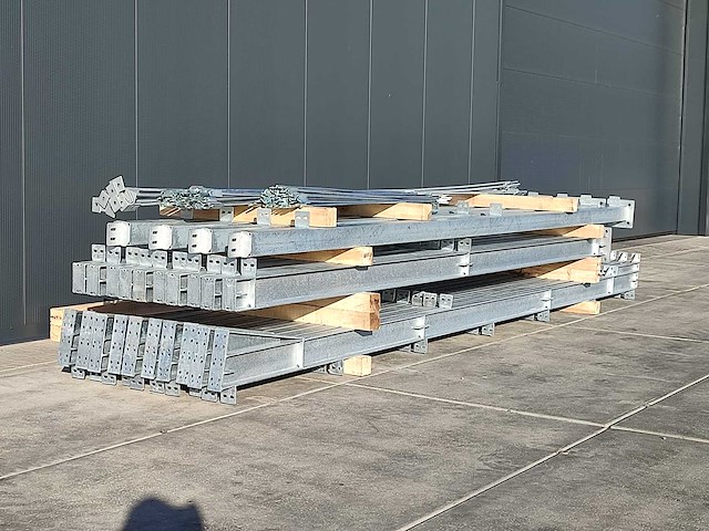 2026 staalconstructie (10,00x16,00 mtr) (160m²) - afbeelding 1 van  3