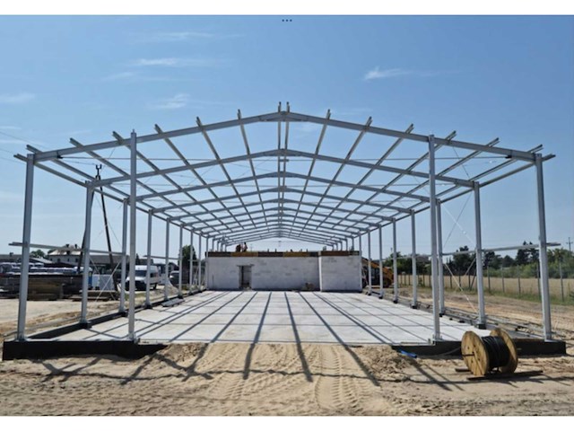 2026 staalconstructie (14,00x20,00 mtr) (280m²) - afbeelding 1 van  8
