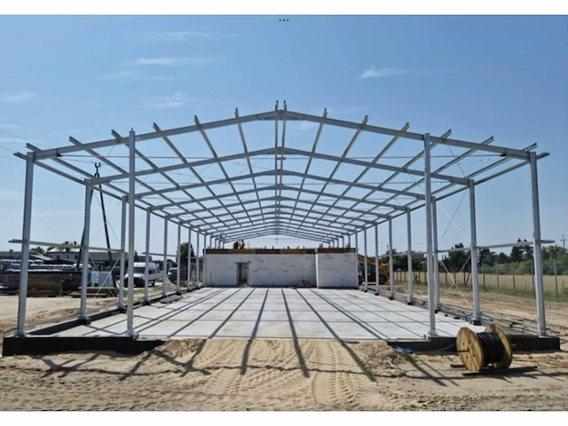 2026 staalconstructie (14,00x20,00 mtr) (280m²) - afbeelding 1 van  9