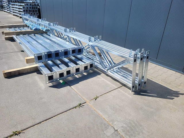 2026 staalconstructie (7,00x16,00 mtr) (112m²) - afbeelding 1 van  6