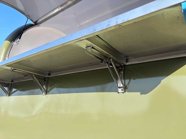 2026 tune - e-j - pst-tn22 - foodtruck - afbeelding 10 van  24