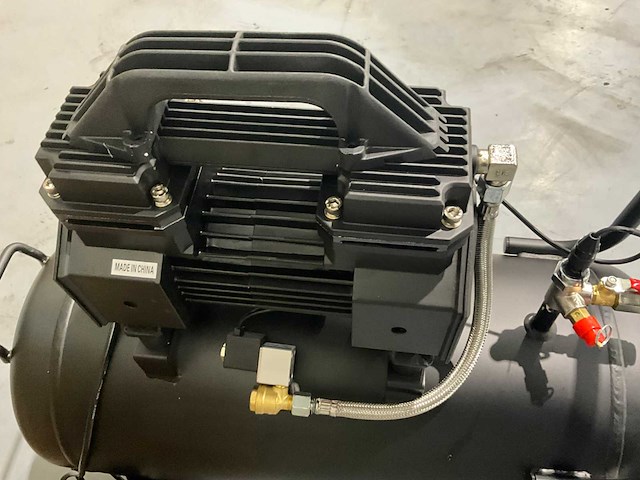 2026 umt ac770-40 40 liter hogedrukcompressor - afbeelding 12 van  12