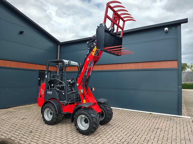 2026 w25 kubota 4 cil en rexroth hydrauliek - afbeelding 29 van  44