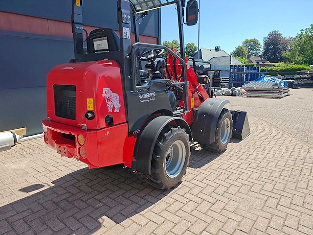 2026 w25 kubota 4 cil en rexroth hydrauliek - afbeelding 3 van  37