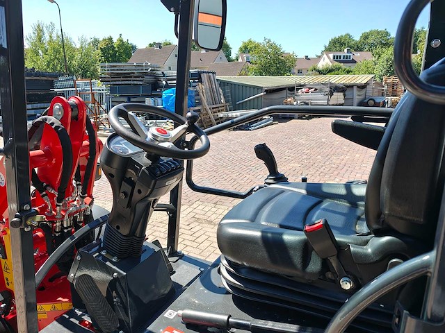 2026 w25 kubota 4 cil en rexroth hydrauliek - afbeelding 9 van  37