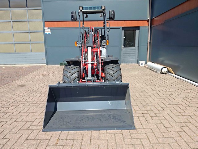 2026 w25 kubota 4 cil en rexroth hydrauliek - afbeelding 23 van  37