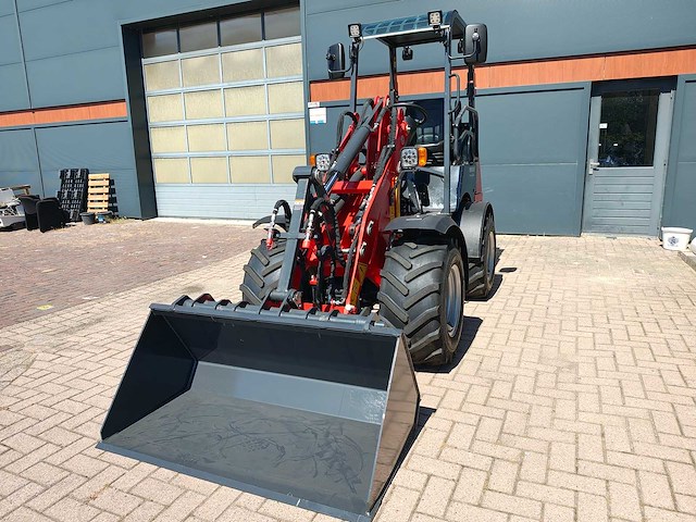 2026 w25 kubota 4 cil en rexroth hydrauliek - afbeelding 32 van  37