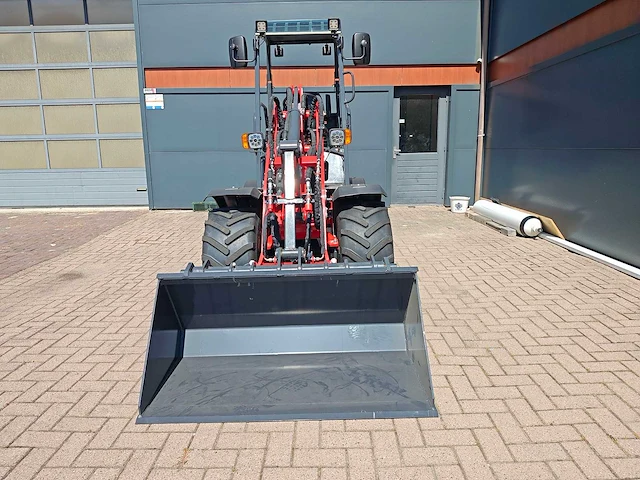 2026 w25 kubota 4 cil en rexroth hydrauliek - afbeelding 23 van  37