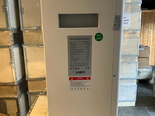 2026 wall-mounted thuisbatterij es-lv-10 plus – 10,24 kwh – 51,2 v – lifepo4 - afbeelding 16 van  17