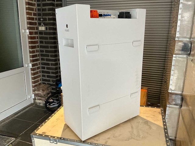 2026 wall-mounted thuisbatterij es-lv-10 plus – 10,24 kwh – 51,2 v – lifepo4 - afbeelding 10 van  14