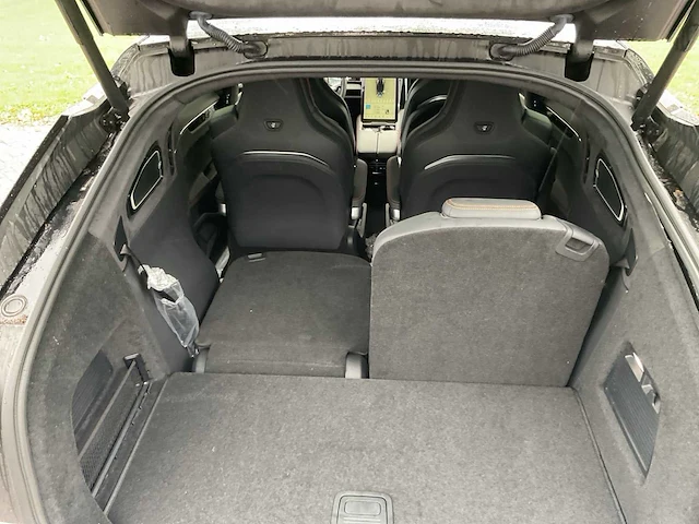 2026 yueda-human horizons hiphi x flagship 6-seater personenauto - afbeelding 31 van  49