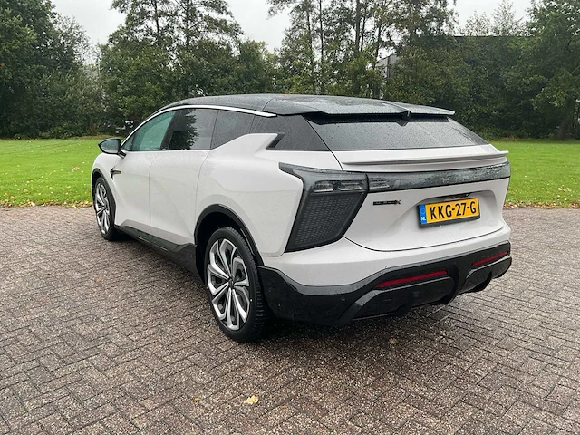 2026 yueda-human horizons hiphi x flagship 6-seater personenauto - afbeelding 33 van  49