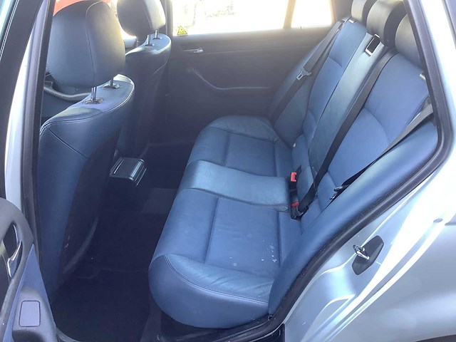 204 bmw 3-serie touring 316i black&silver ii personenauto - afbeelding 10 van  10