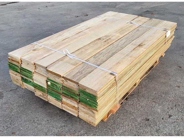 20.8m2 afrikaans eiken vloerdelen 18 x 140 mm, lengte 155cm ( 96x ) - afbeelding 3 van  5