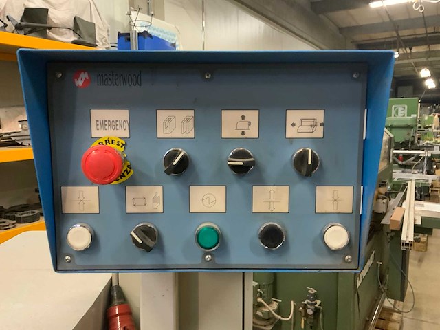 2091 masterwood om b1 gatensteekmachine - afbeelding 5 van  9