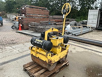 2095 bomag bm 65 s-2 grondwals - afbeelding 1 van  8