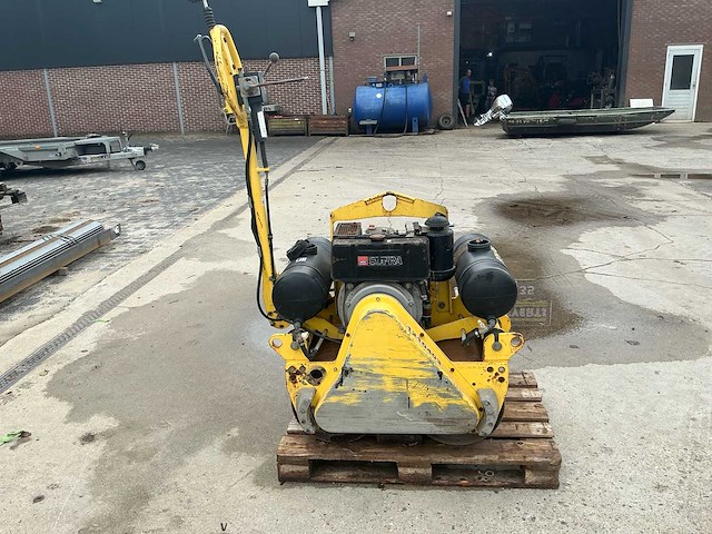 2095 bomag bm 65 s-2 grondwals - afbeelding 2 van  8