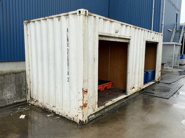 20ft container met lekbakken - afbeelding 2 van  8