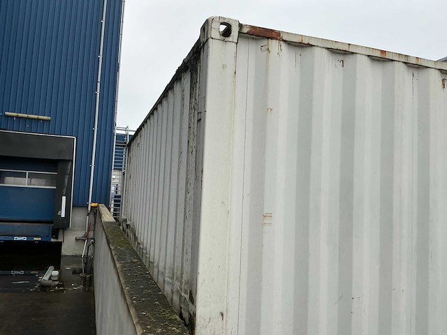 20ft container met lekbakken - afbeelding 8 van  8