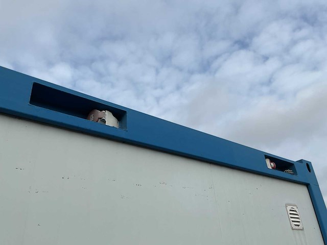 20ft container unit met lockers - afbeelding 5 van  8