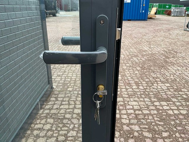 20ft kantoorunit met wc en douche - afbeelding 18 van  25