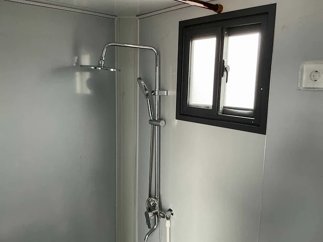 20ft kantoorunit met wc en douche - afbeelding 25 van  25