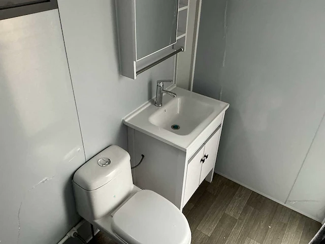 20ft kantoorunit met wc en douche - afbeelding 3 van  25