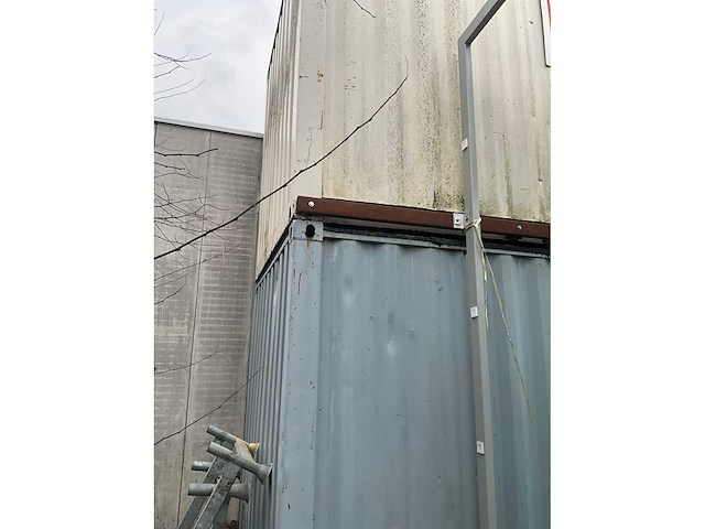 20ft opslagcontainer (2x) + aluminium bordestrap - afbeelding 6 van  7