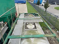 20ft tankcontainer op containerslede - afbeelding 2 van  13