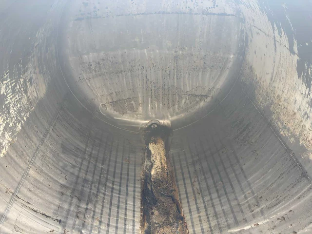 20ft tankcontainer op containerslede - afbeelding 5 van  13
