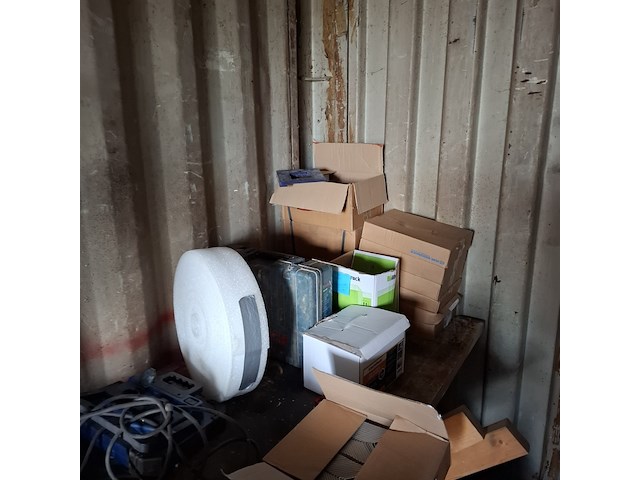 20ft zeecontainer met inhoud - afbeelding 15 van  23