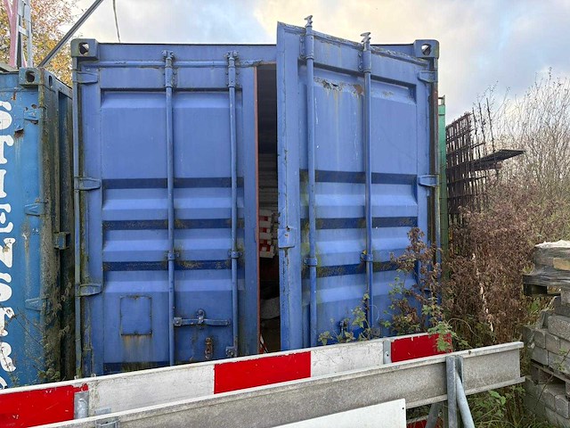 20ft zeecontainer met slede - inclusief inhoud - opslagcontainer divers bouwmateriaal - afbeelding 6 van  6