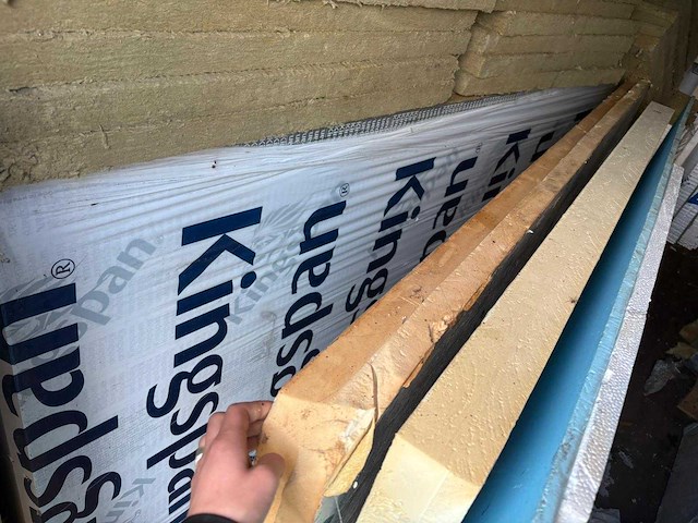 20ft zeecontainer met slede - inclusief inhoud - opslagcontainer divers bouwmateriaal - afbeelding 7 van  13