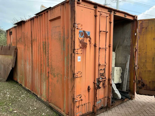 20ft zeecontainer - afbeelding 8 van  13