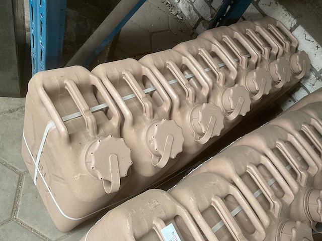 20l fuel tank (7x) - afbeelding 4 van  4