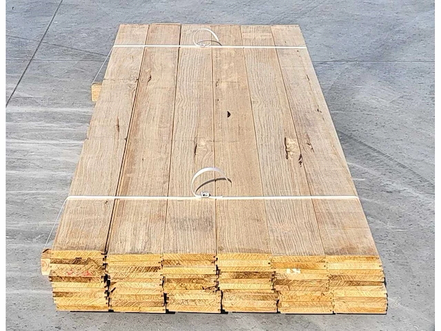 20m2 afrikaans eiken 18 x 140 mm vloerdelen , 240cm ( 60 x ) - afbeelding 1 van  5