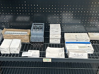 20x installatiemateriaal en elektronica w.o. siemens, aritech, phillips, interlogix - afbeelding 1 van  12