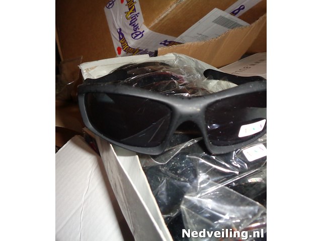 20x kinderzonnebril zwart - afbeelding 1 van  3